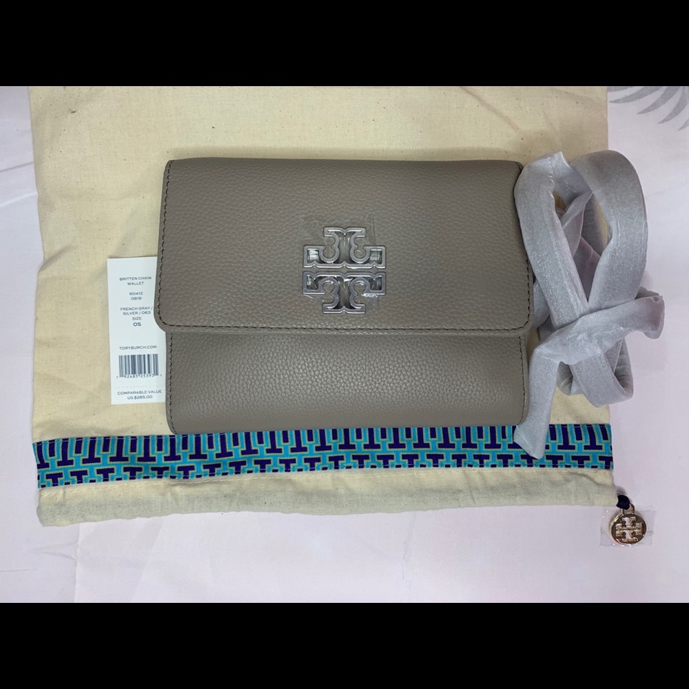 NWT Tory Burch Britten chain wallet